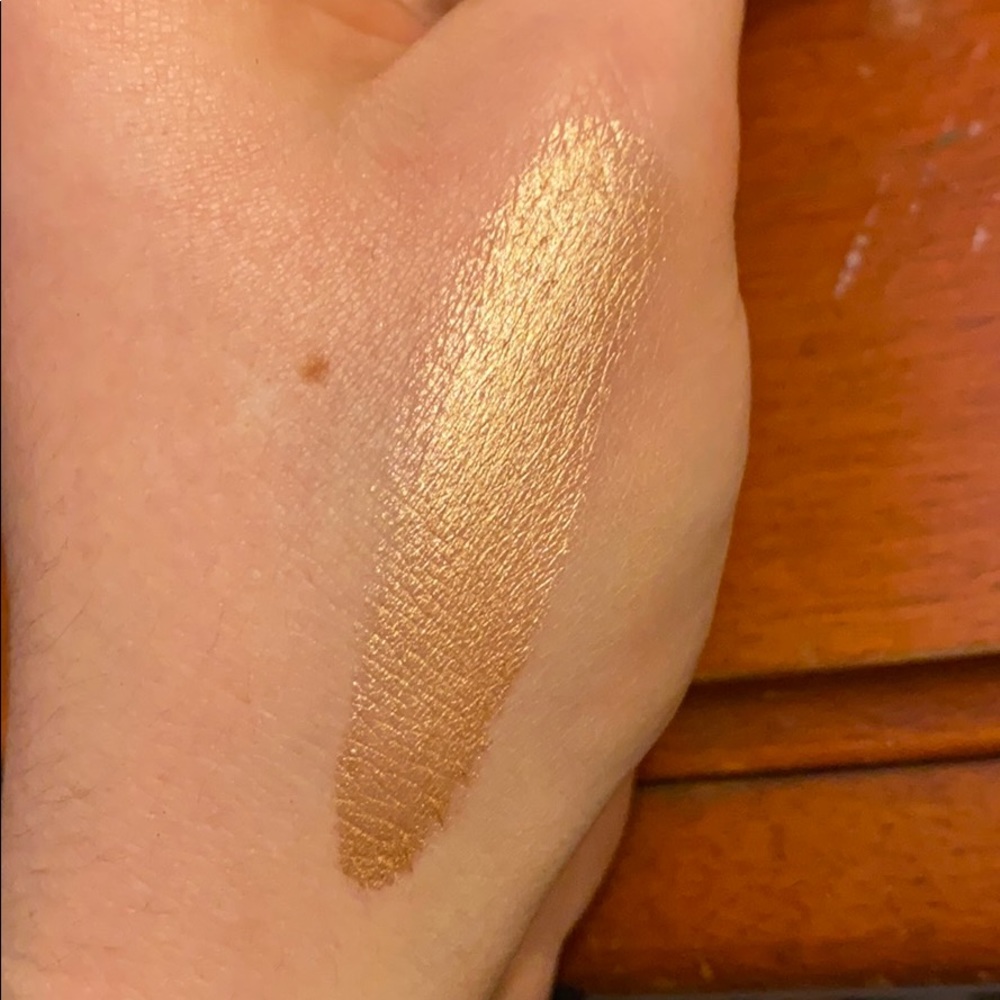 Make up - Picture 4 of 4